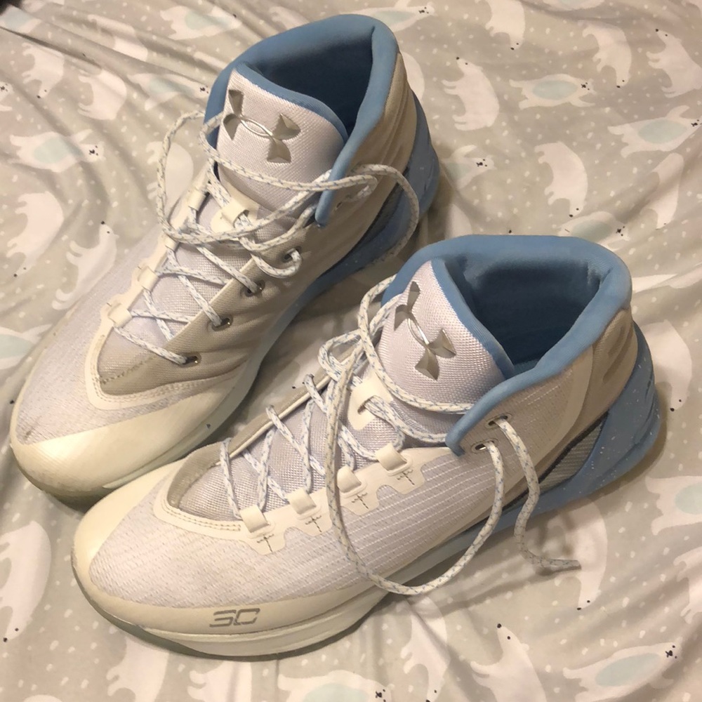 Under armour Steph curry 3 basketball shoes
